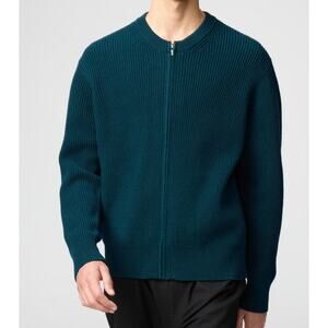 Uniqlo Crew Neck Full-Zip Long Sleeve Cardigan in Dark Green